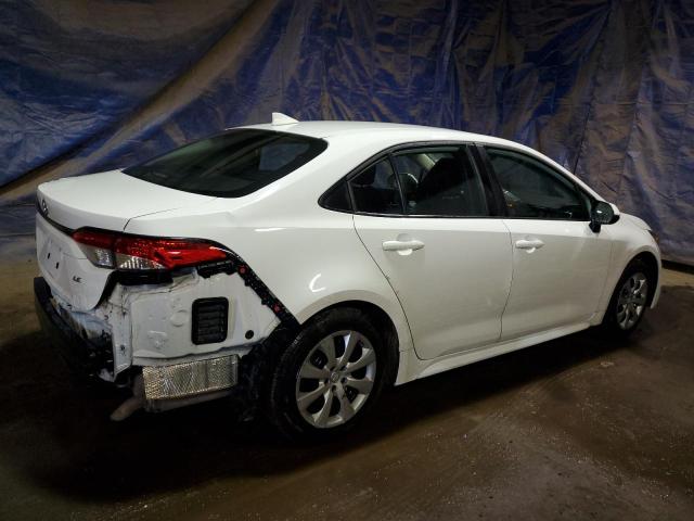 5YFEPMAEXMP180621 - 2021 TOYOTA COROLLA LE WHITE photo 3