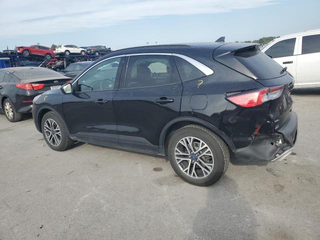 1FMCU9H68LUB64815 - 2020 FORD ESCAPE SEL BLACK photo 2