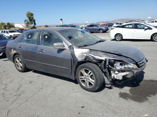 JHMCM56896C009684 - 2006 HONDA ACCORD EX GOLD photo 4