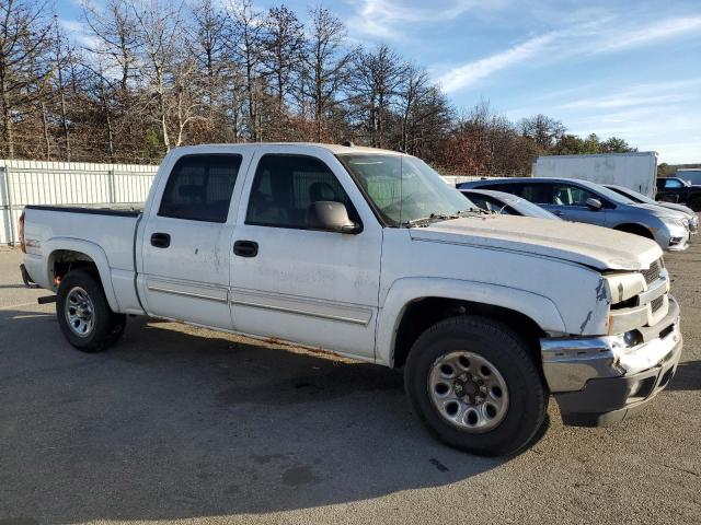 2GCEK13T851266843 - 2005 CHEVROLET SILVERADO K1500 WHITE photo 4