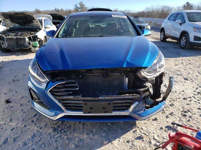 5NPE24AF1KH740933 - 2019 HYUNDAI SONATA SE BLUE photo 5