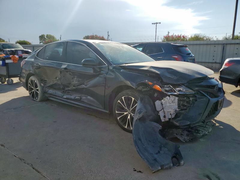 4T1B11HK0KU775164 - 2019 TOYOTA CAMRY L შავი ფოტო 4