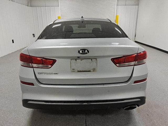 5XXGT4L31KG284212 - 2019 KIA OPTIMA LX Gümüş fotoğraf 6