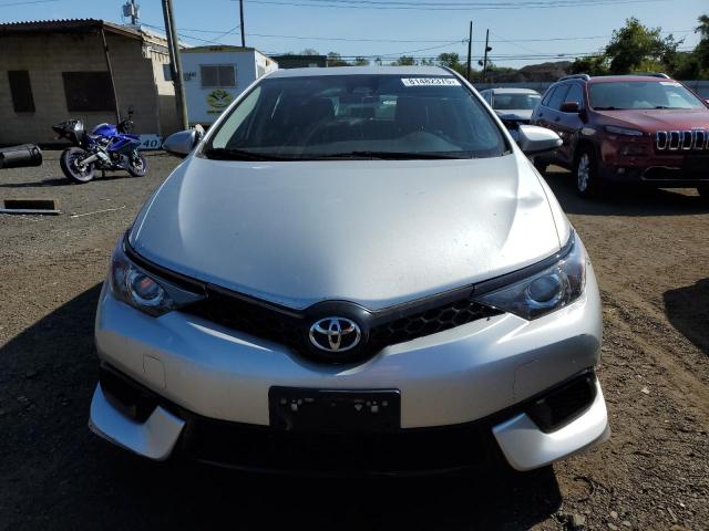 JTNKARJE4HJ545172 - 2017 TOYOTA COROLLA IM Silber Foto 5