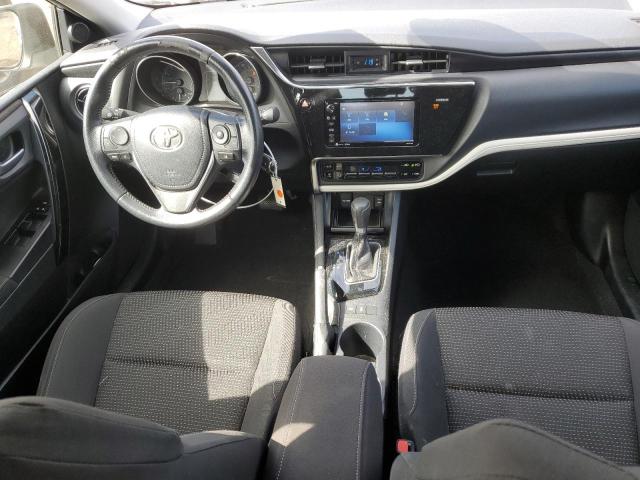 JTNKARJE4HJ545172 - 2017 TOYOTA COROLLA IM Silber Foto 8