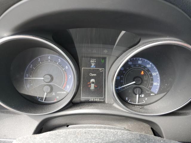 JTNKARJE4HJ545172 - 2017 TOYOTA COROLLA IM Silber Foto 9