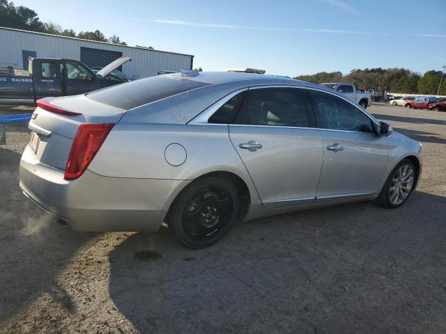 2G61M5S3XH9138520 - 2017 CADILLAC XTS LUXURY SILVER photo 3