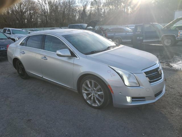 2G61M5S3XH9138520 - 2017 CADILLAC XTS LUXURY SILVER photo 4