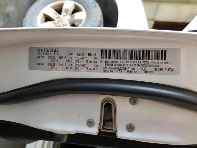 1C6RR7FG8JS321047 - 2018 RAM 1500 ST Beyaz fotoğraf 12