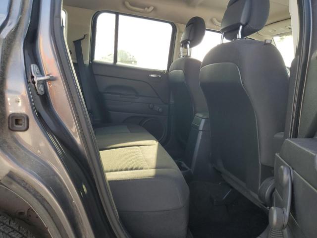 1C4NJPBA6FD318627 - 2015 JEEP PATRIOT SPORT ნაცრისფერი ფოტო 11