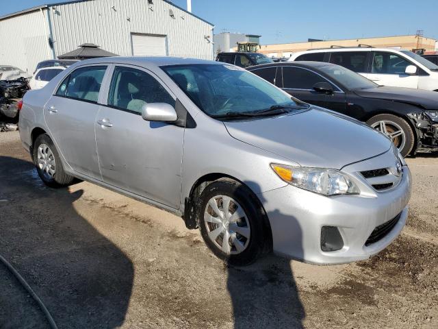 2T1BU4EE6BC583322 - 2011 TOYOTA COROLLA BASE SILVER photo 4