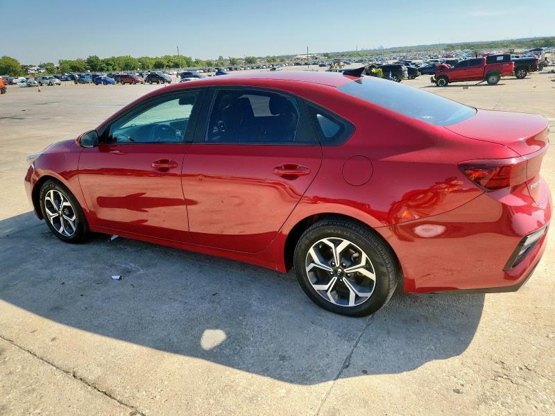 3KPF24AD3ME262699 - 2021 KIA FORTE FE 红色 照片 2