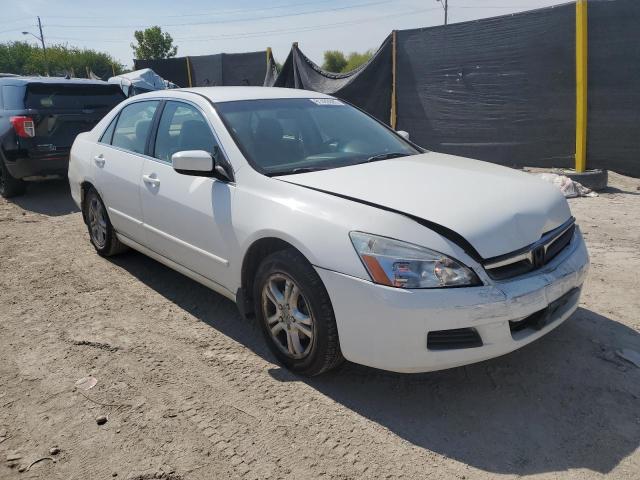 1HGCM56357A148974 - 2007 HONDA ACCORD SE თეთრი ფოტო 4