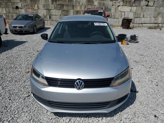 3VW2K7AJ0CM468389 - 2012 VOLKSWAGEN JETTA BASE Silber Foto 5