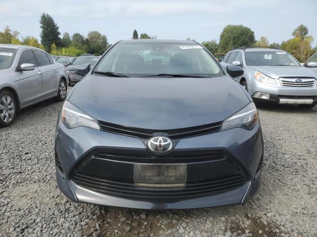 2T1BURHE6JC008127 - 2018 TOYOTA COROLLA L 灰色 照片 5