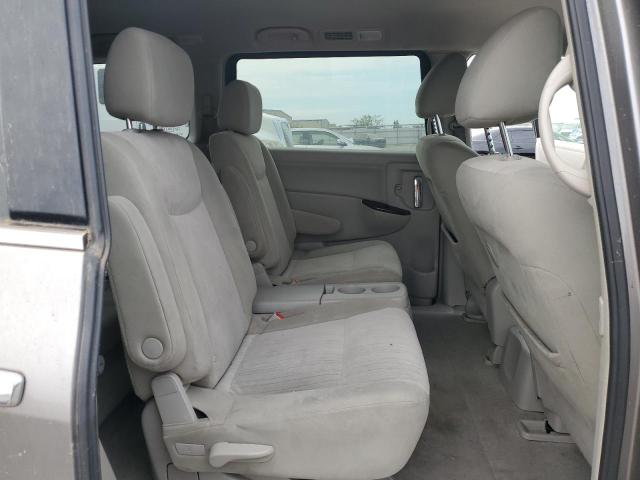 JN8AE2KP7C9038745 - 2012 NISSAN QUEST S SILVER photo 11