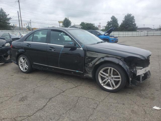 WDDGF8AB1EA942111 - 2014 MERCEDES-BENZ C 300 4MATIC BLACK photo 4