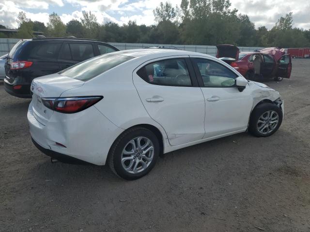 3MYDLBYV3HY167413 - 2017 TOYOTA YARIS IA 白色 照片 3