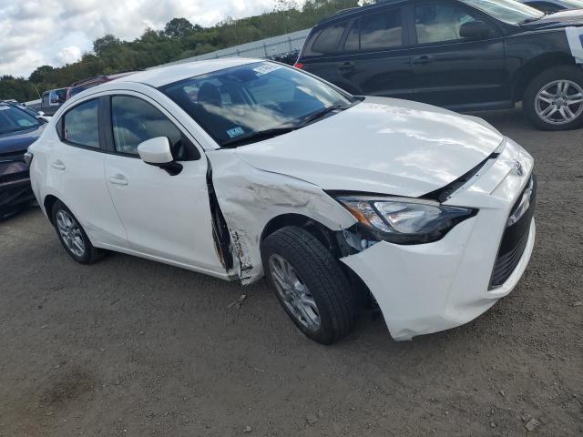 3MYDLBYV3HY167413 - 2017 TOYOTA YARIS IA 白色 照片 4