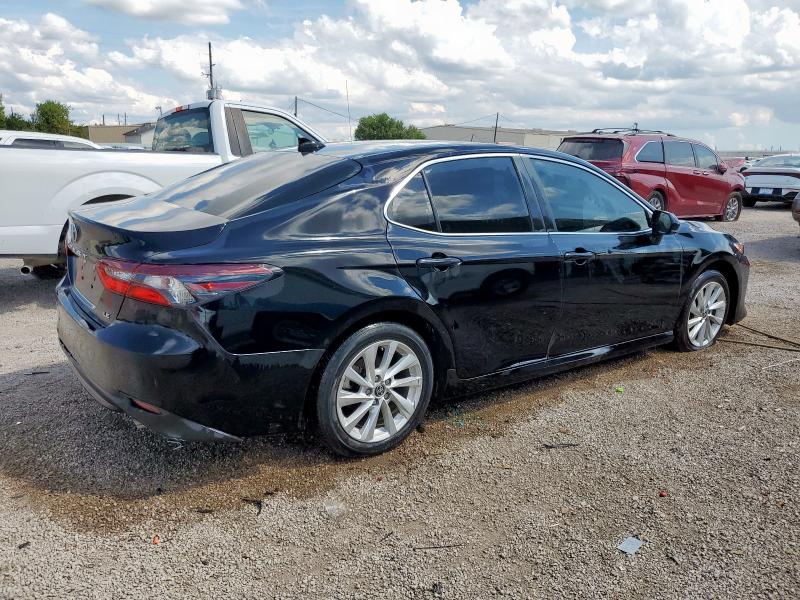 4T1C11AKXRU877712 - 2024 TOYOTA CAMRY LE BLACK photo 3
