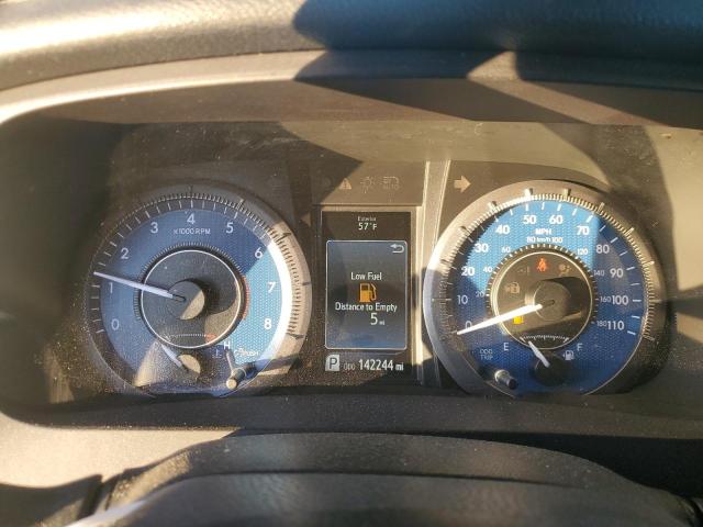 5TDYK3DC0FS608609 - 2015 TOYOTA SIENNA XLE Srebrny zdjęcie 9