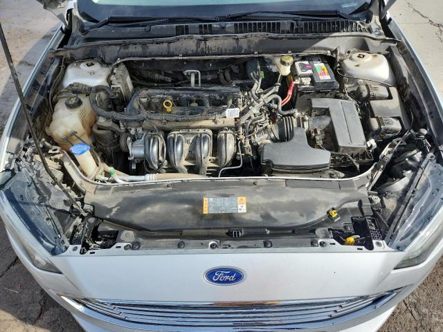 3FA6P0H74JR107924 - 2018 FORD FUSION SE 银色 照片 11