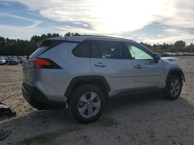 2T3P1RFV6RW411222 - 2024 TOYOTA RAV4 XLE ნაცრისფერი ფოტო 3