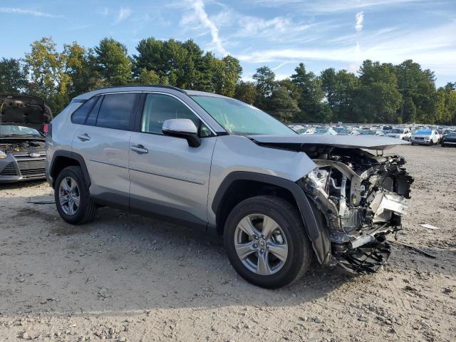 2T3P1RFV6RW411222 - 2024 TOYOTA RAV4 XLE ნაცრისფერი ფოტო 4