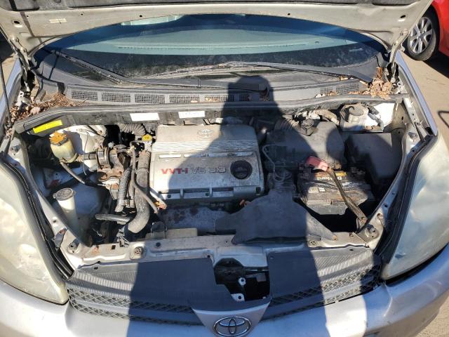 5TDZA22C54S150261 - 2004 TOYOTA SIENNA XLE SILVER photo 12