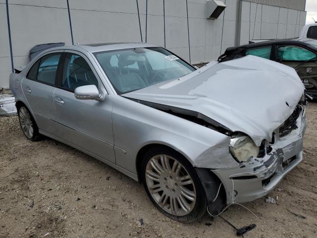 WDBUF56X68B257275 - 2008 MERCEDES-BENZ E 350 SILVER photo 4