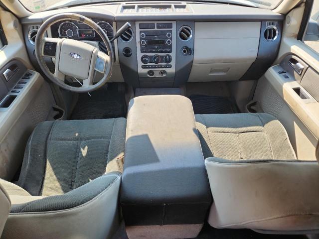 1FMFU15598LA15871 - 2008 FORD EXPEDITION XLT WHITE photo 8