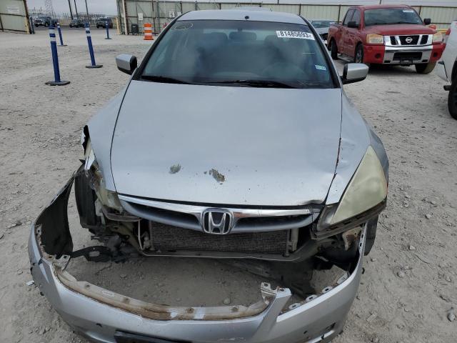 3HGCM56486G700413 - 2006 HONDA ACCORD LX SILVER photo 5