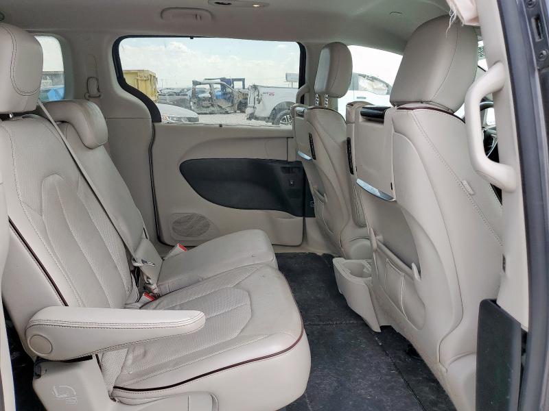 2C4RC1GGXHR851117 - 2017 CHRYSLER PACIFICA LIMITED GRAY photo 11