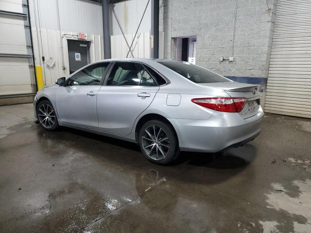 4T1BF1FK7GU558674 - 2016 TOYOTA CAMRY LE SILVER photo 2