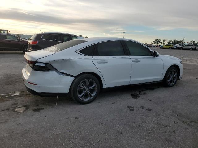1HGCY1F32RA078463 - 2024 HONDA ACCORD EX WHITE photo 3