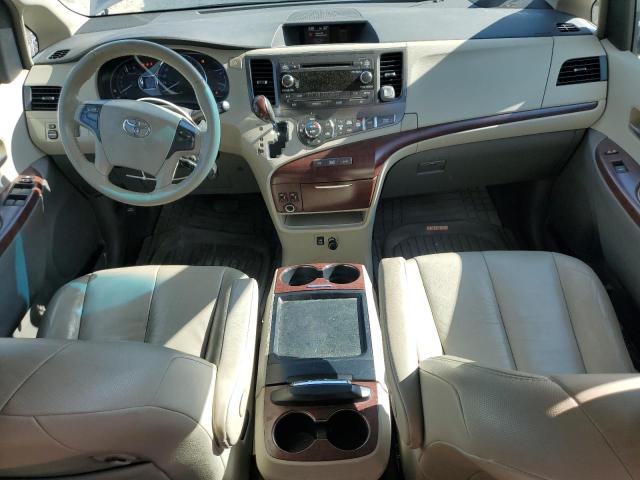 5TDDK3DC0BS007757 - 2011 TOYOTA SIENNA XLE GRAY photo 8