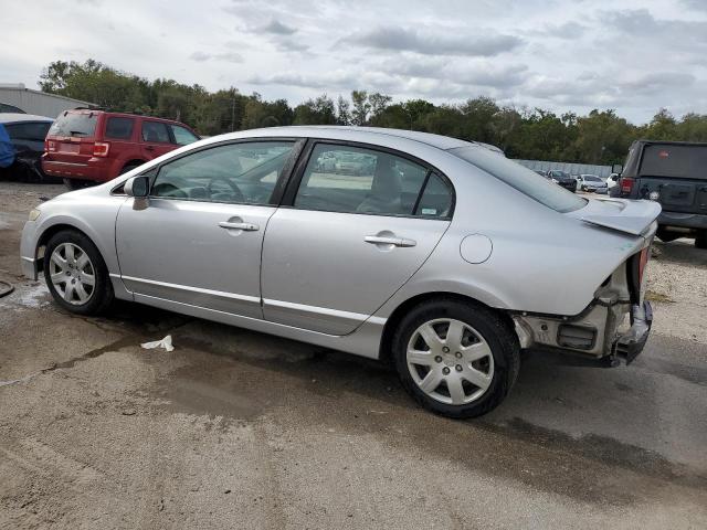 2HGFA16539H527945 - 2009 HONDA CIVIC LX SILVER photo 2