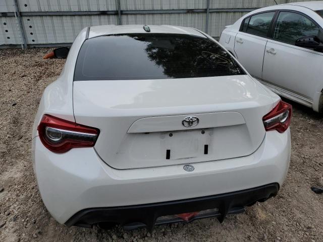 JF1ZNAA12L9753153 - 2020 TOYOTA 86 WHITE photo 6