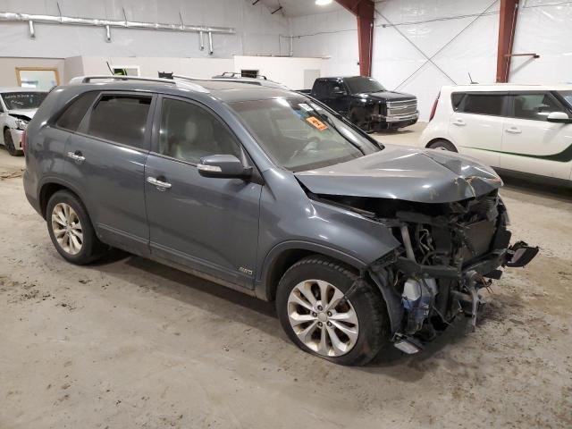 5XYKUDA72FG565918 - 2015 KIA SORENTO EX CHARCOAL photo 4