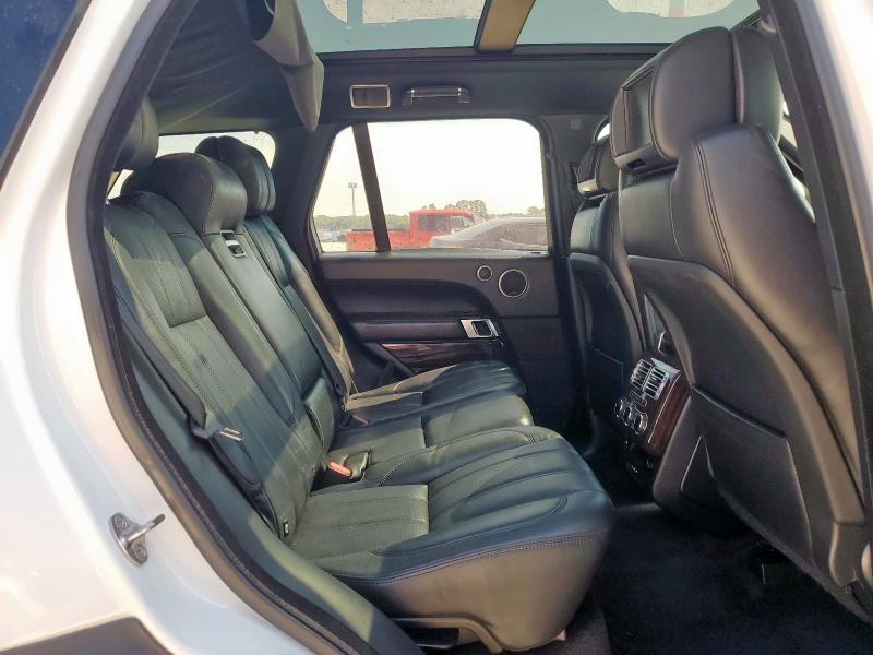 SALGS2DFXDA118021 - 2013 LAND ROVER RANGE ROVE HSE WHITE photo 11