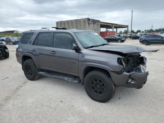 JTEBU5JR4G5308949 - 2016 TOYOTA 4RUNNER SR5/SR5 PREMIUM 灰色 照片 4