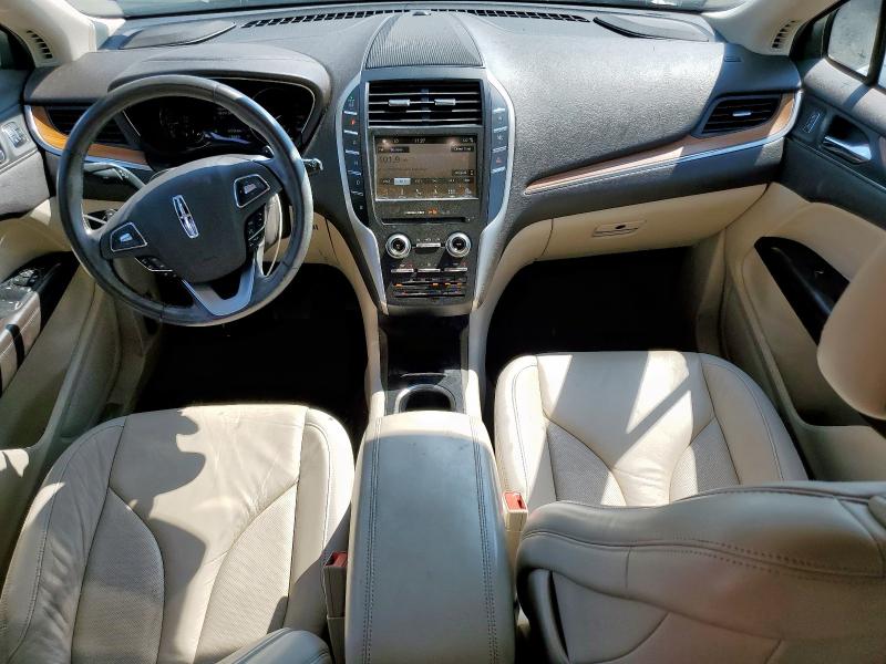 5LMCJ2C90JUL33236 - 2018 LINCOLN MKC SELECT 白色 照片 8