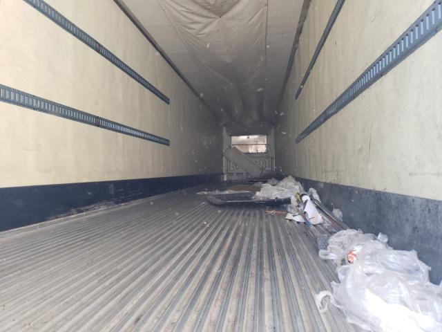 1UYVS2537BU220909 - 2011 UTILITY VS2RA أبيض صورة 9