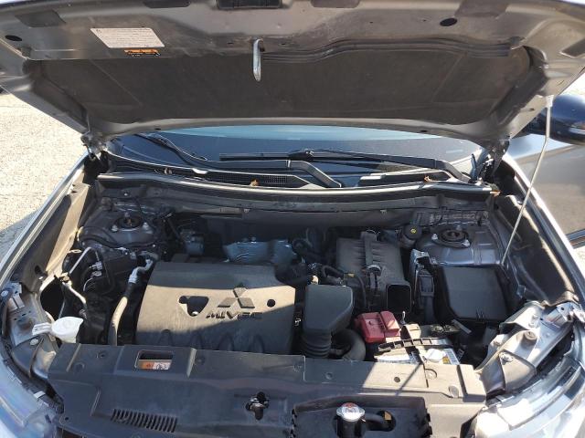 JA4AD3A35LZ035257 - 2020 MITSUBISHI OUTLANDER SE GRAY photo 12