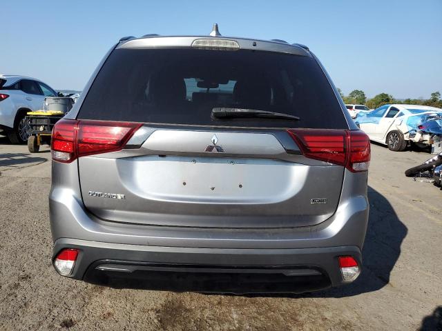 JA4AD3A35LZ035257 - 2020 MITSUBISHI OUTLANDER SE GRAY photo 6