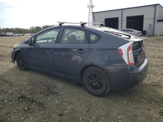 JTDKN3DU3E1760577 - 2014 TOYOTA PRIUS GRAY photo 2