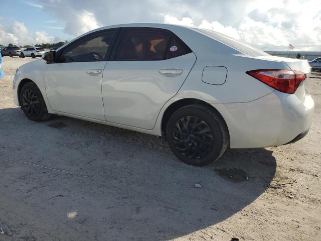 5YFBURHE7HP595898 - 2017 TOYOTA COROLLA L 白色 照片 2