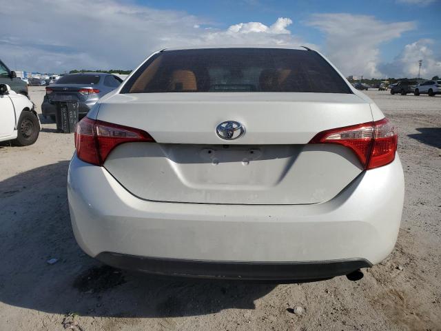 5YFBURHE7HP595898 - 2017 TOYOTA COROLLA L 白色 照片 6