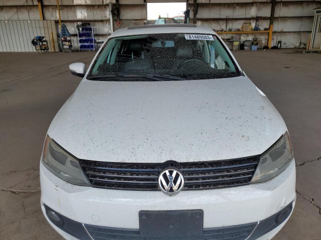 3VWLL7AJ7DM258407 - 2013 VOLKSWAGEN JETTA TDI WHITE photo 5