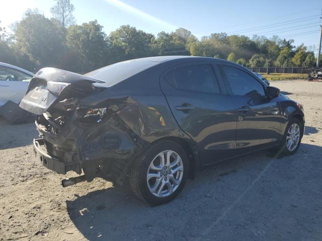 3MYDLBYV7HY190791 - 2017 TOYOTA YARIS IA GRAY photo 3